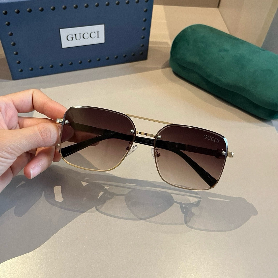 Gucci Square Frame Sunglasses