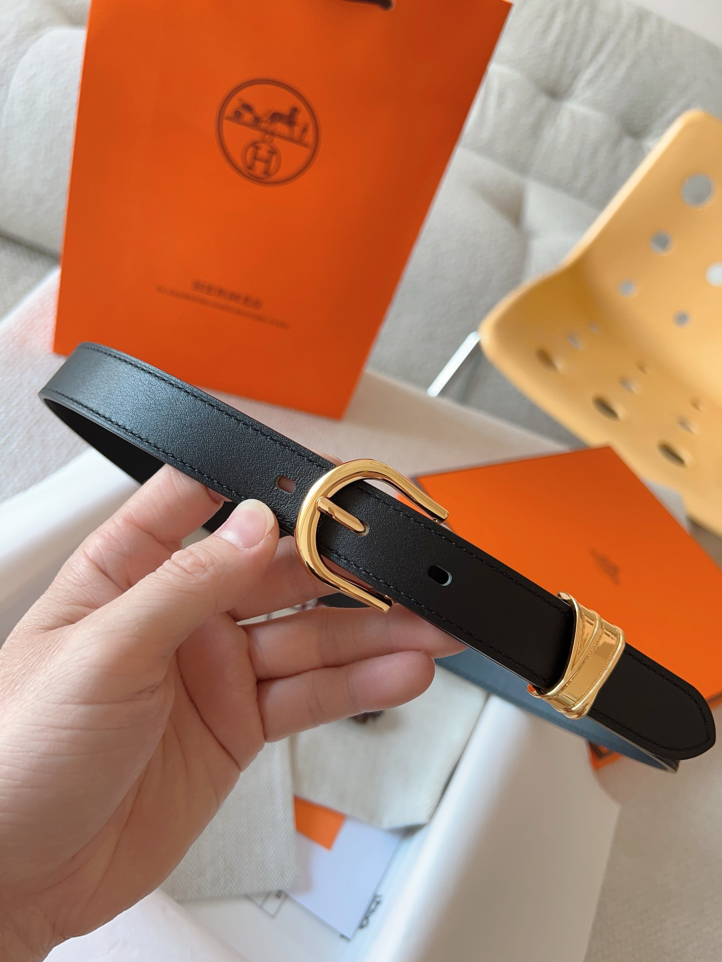 Hermès Women's Calfskin Double-Sided Pin Buckle Belt 2.4cm Width