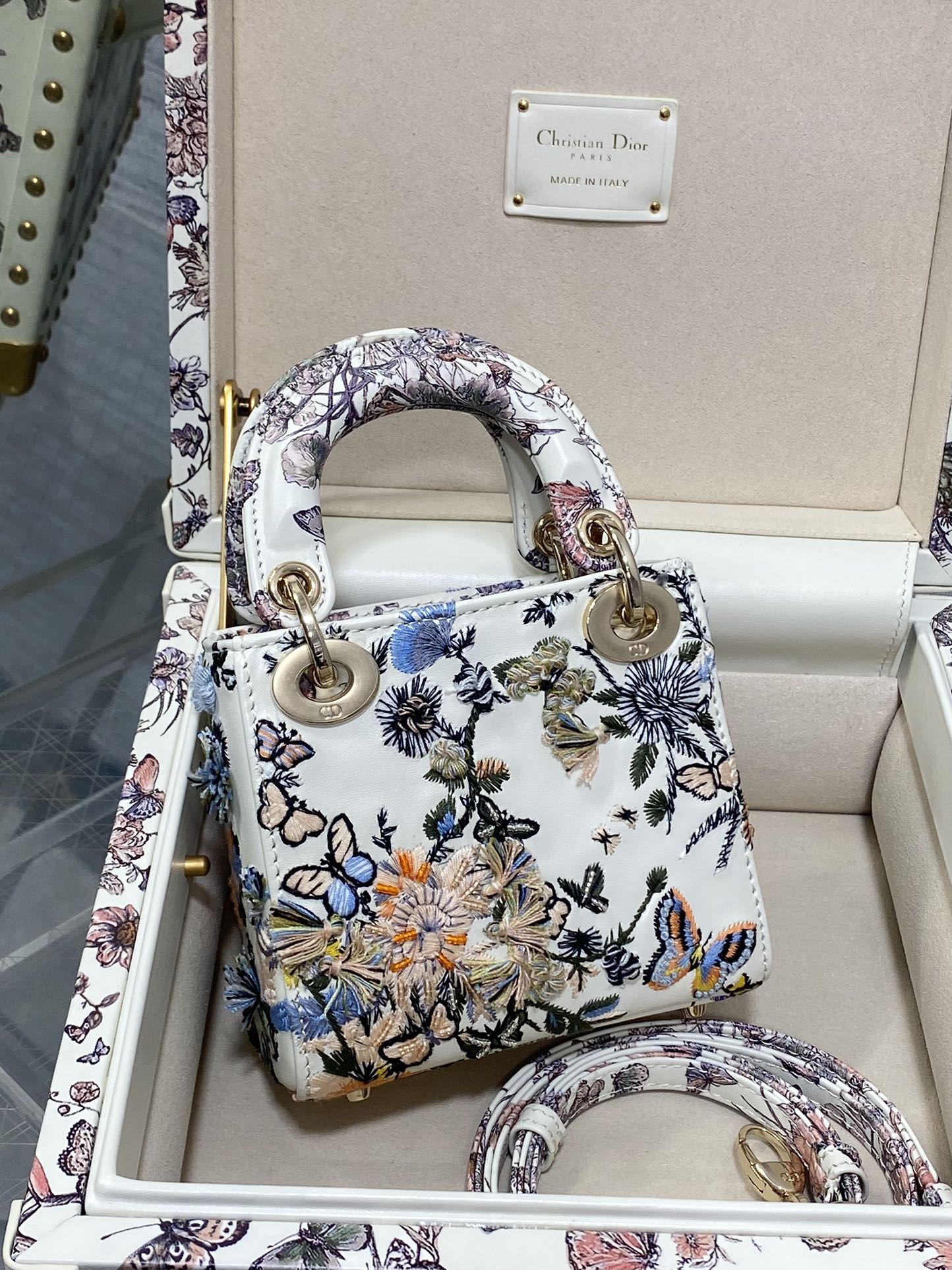 Dior LadyDior ultra-mini limited edition set collection level