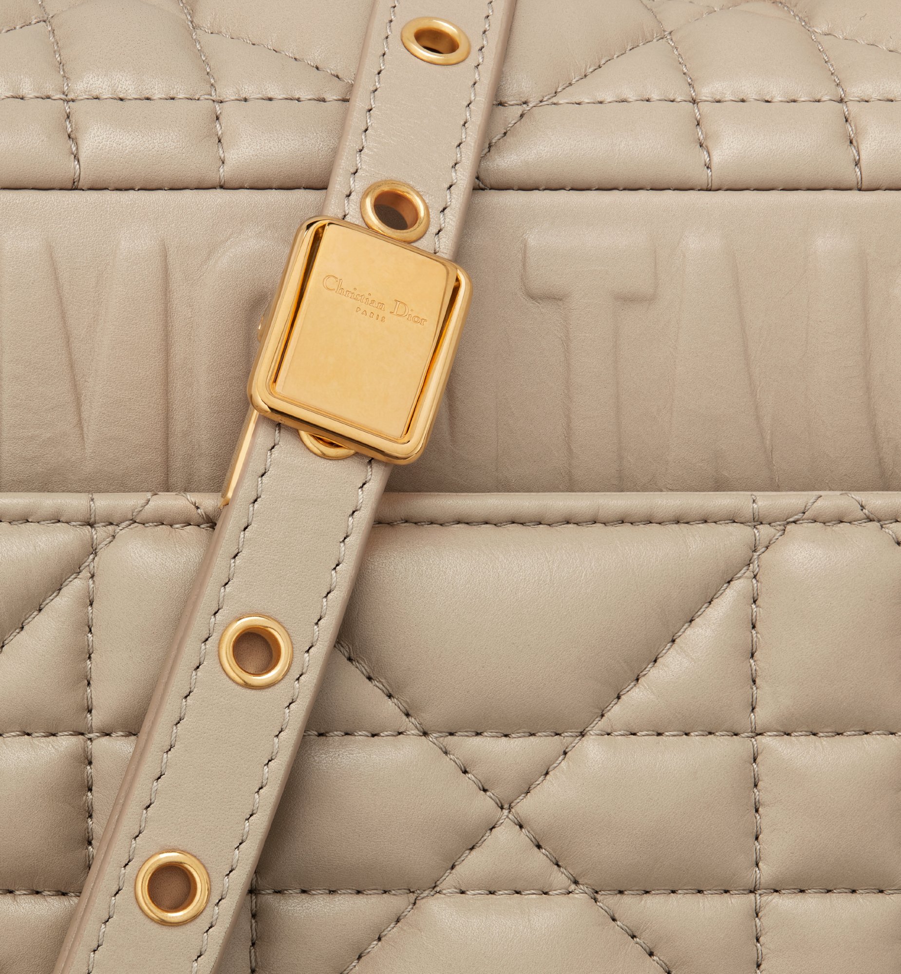 Dior Medium Dior Caro Bag M9242UNGK_M116