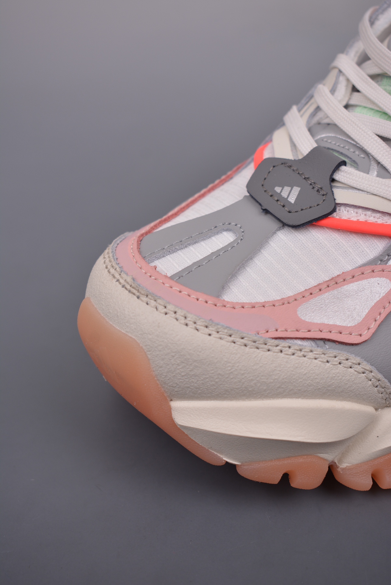 Adidas XLG Runner Deluxe off-white peach pink jade green IH7797