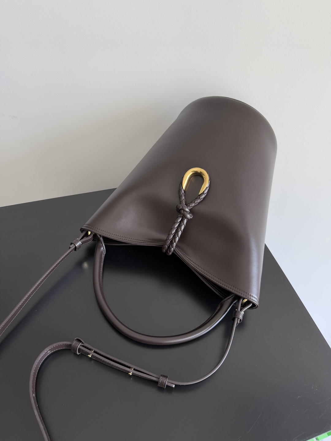 Bottega Veneta 2025 New Arrival Women's LIBERTA Small Bucket Bag 806038