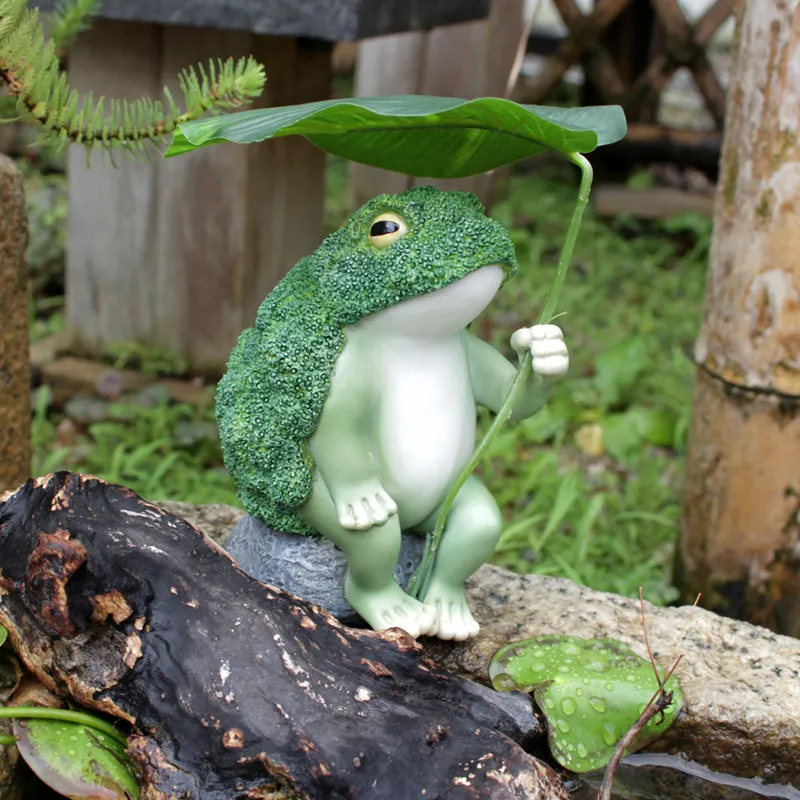 Broccoli Frog Decoration
