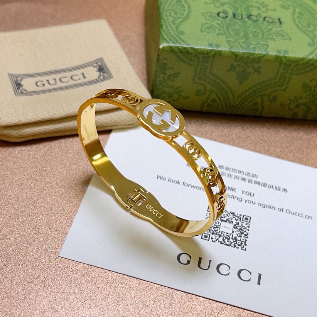 Gucci GG hollow bracelet