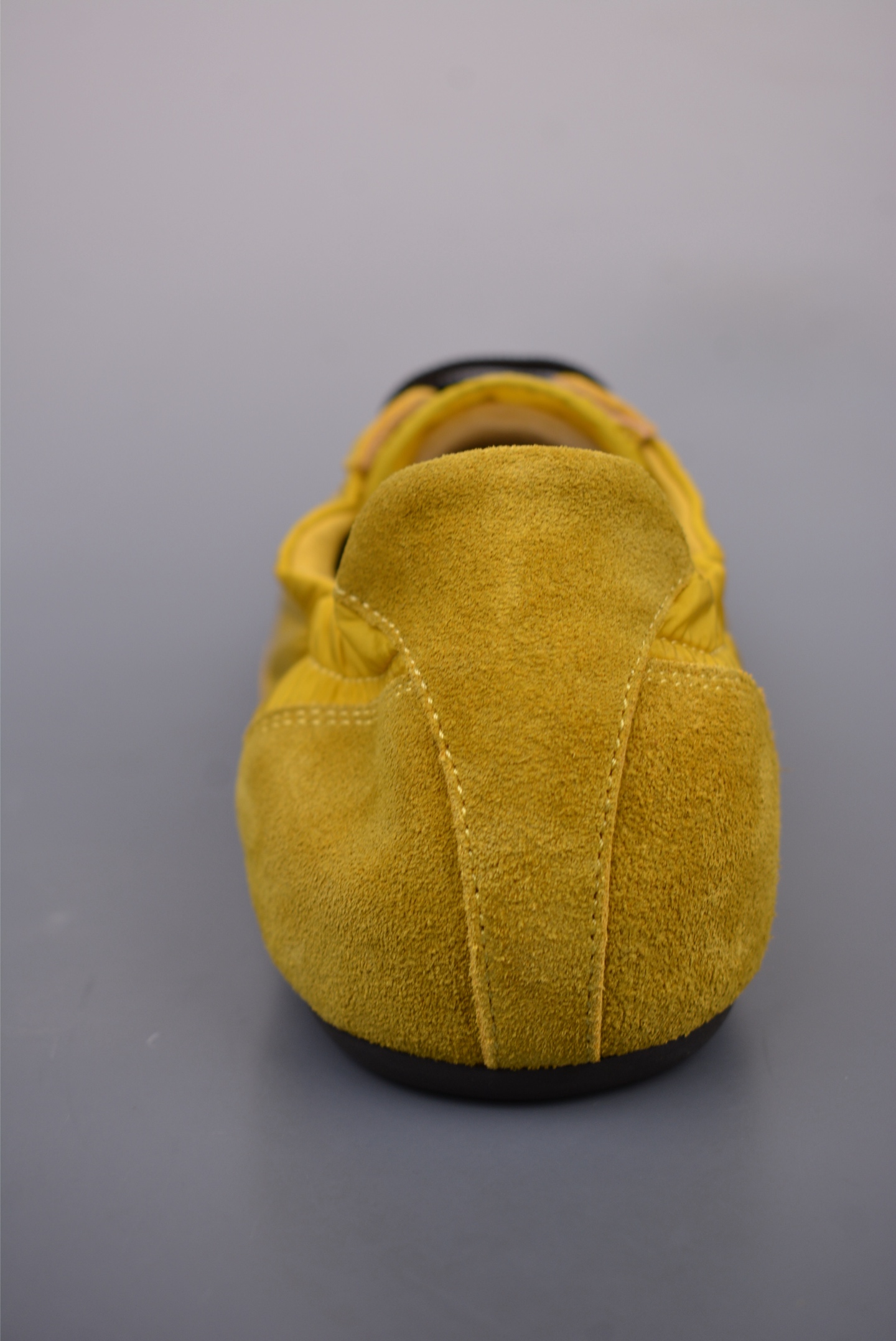 Prada SpringSummer Show Thin-soled Dexterity Shoes Yellow