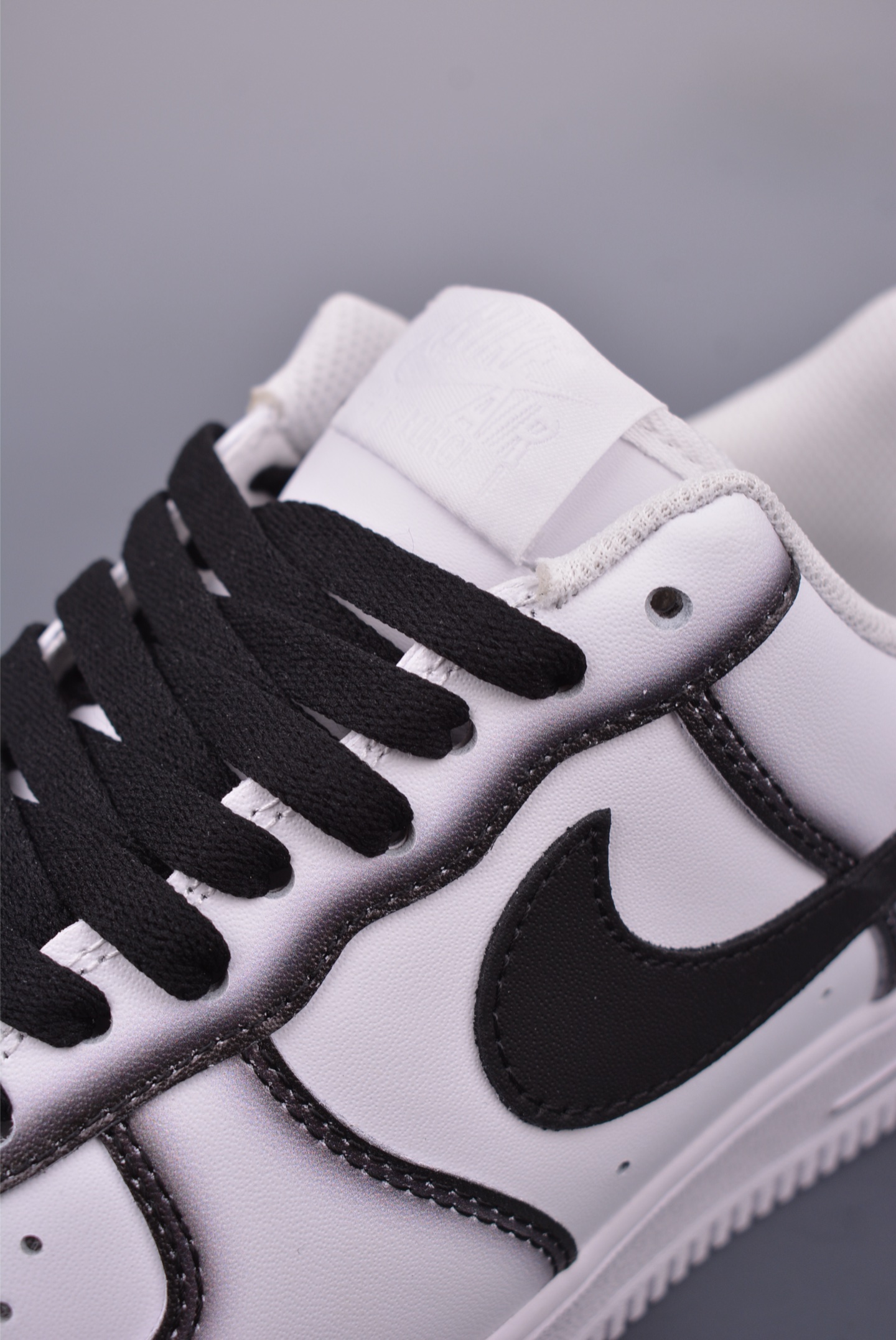 Nike Air Force 1'07 Low Sneakers White and Black Second Dimension ZH0316-075