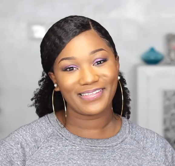 New  Friendly SHORT CURLY LACE FRONT WIG