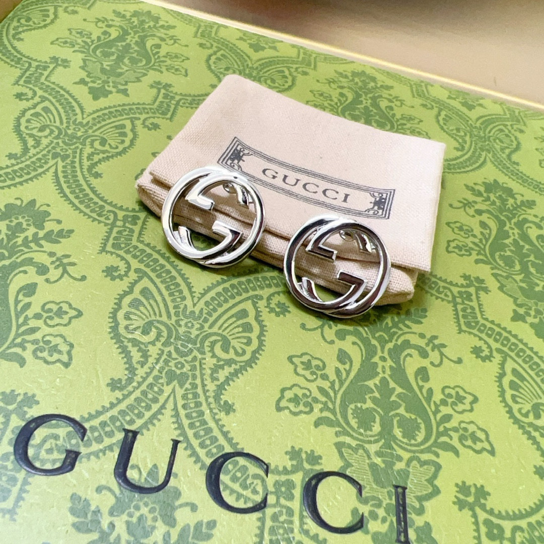 GUCCi GG earrings