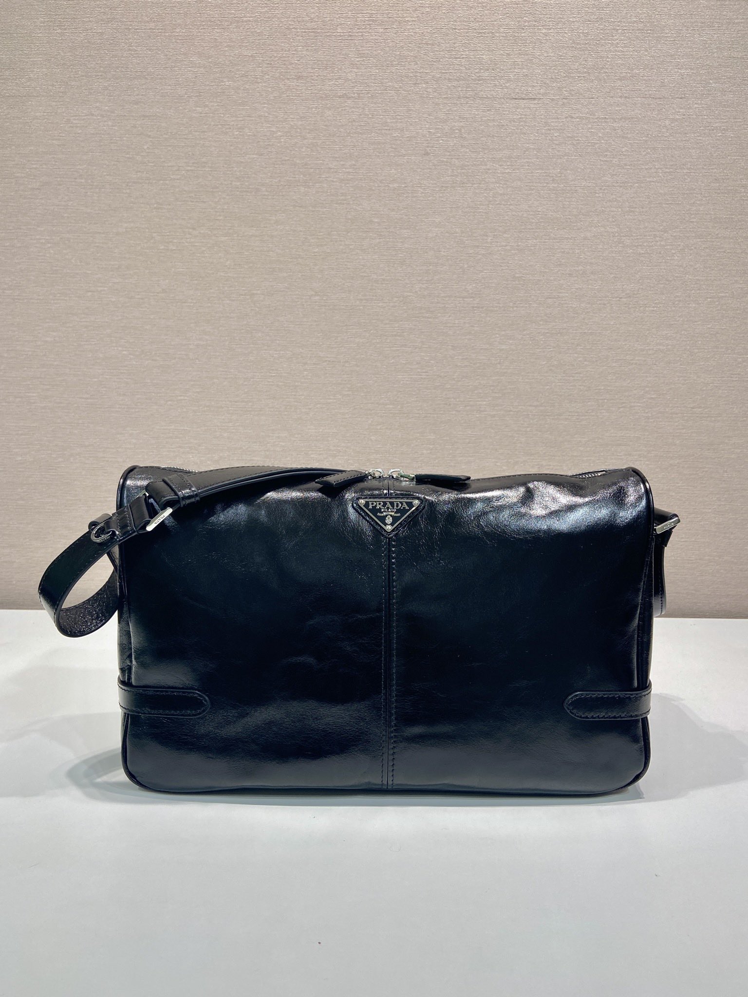Prada waxed leather messenger bag 2VH187