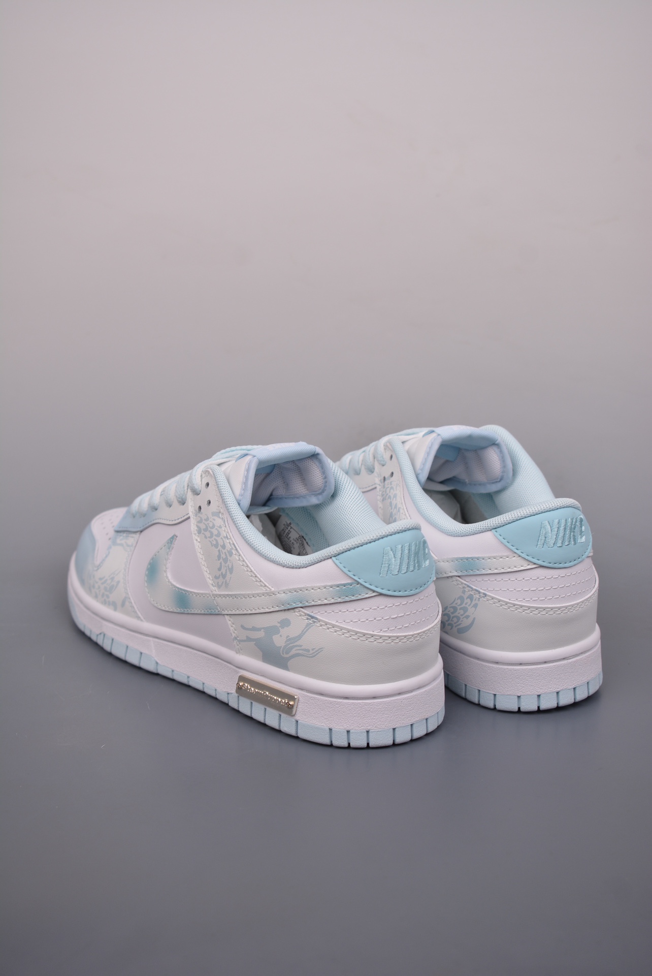 Nike SB Dunk Low Year of the Dragon white and blue DV0833-10