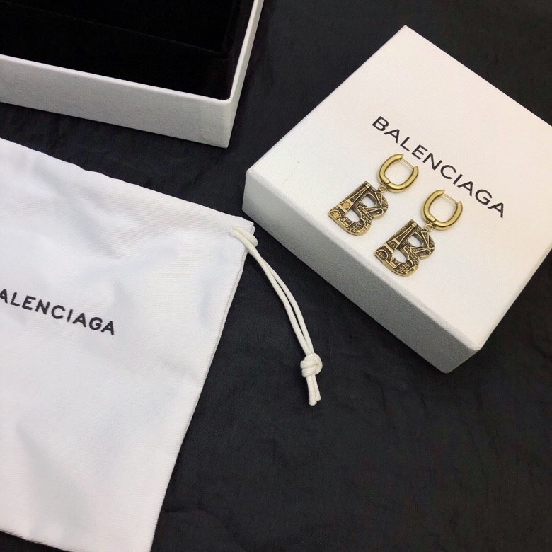 Balenciaga BB shallow carving earrings
