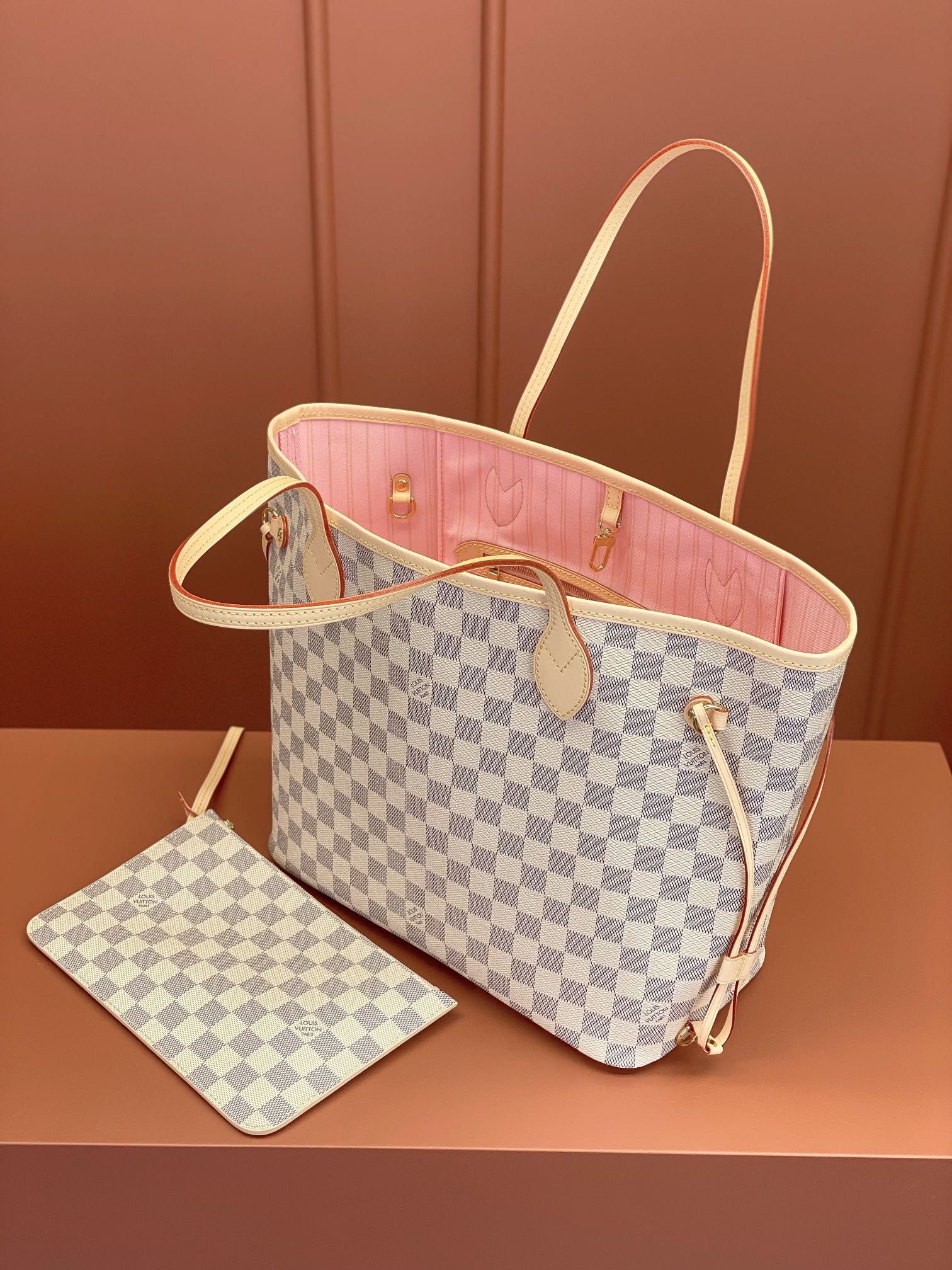 Louis Vuitton NEVERFULL Medium Handbag N41605