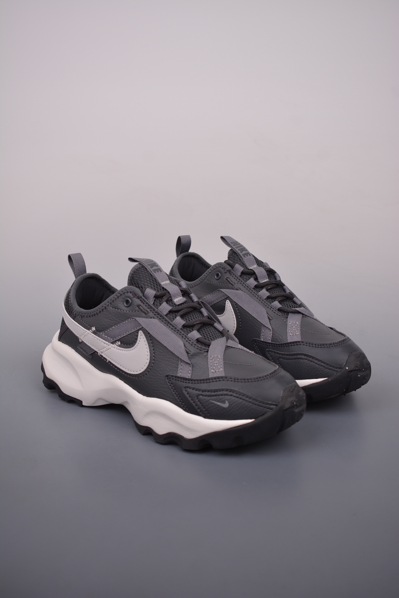 Nike TC 7900 Black Smoke Grey DD9682-001