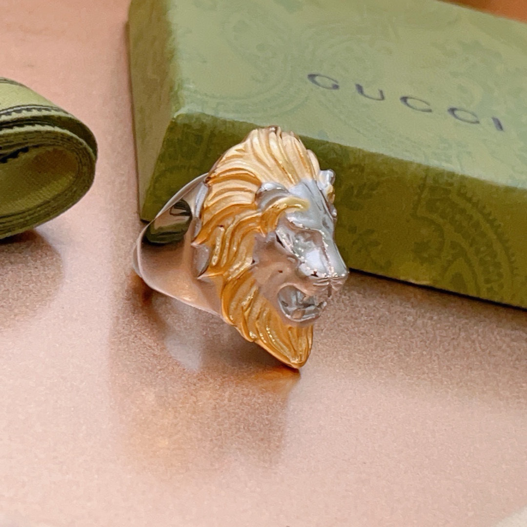 GUCCI Golden Lion Head Ring