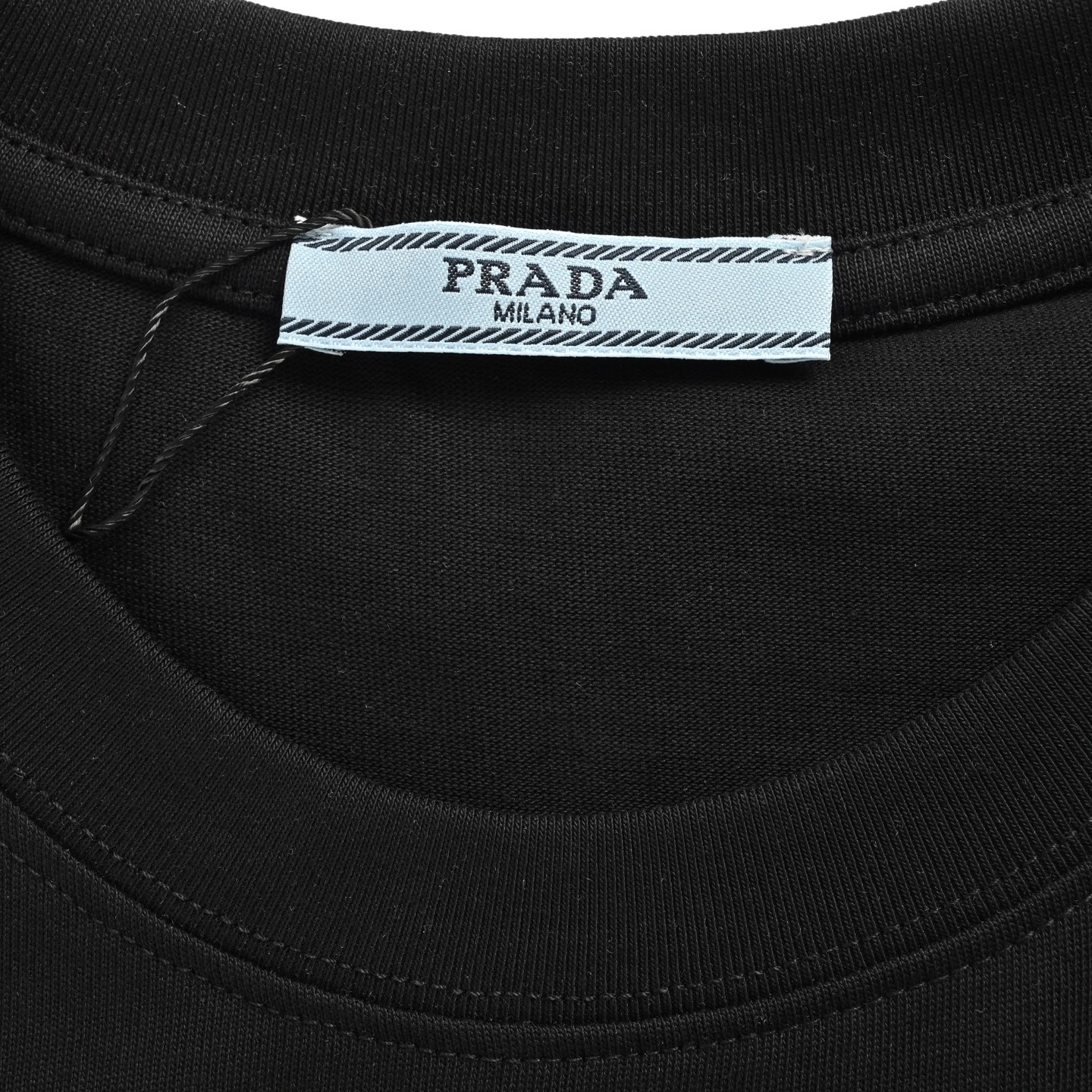 Prada 25ss round neck 3D embroidered short sleeves