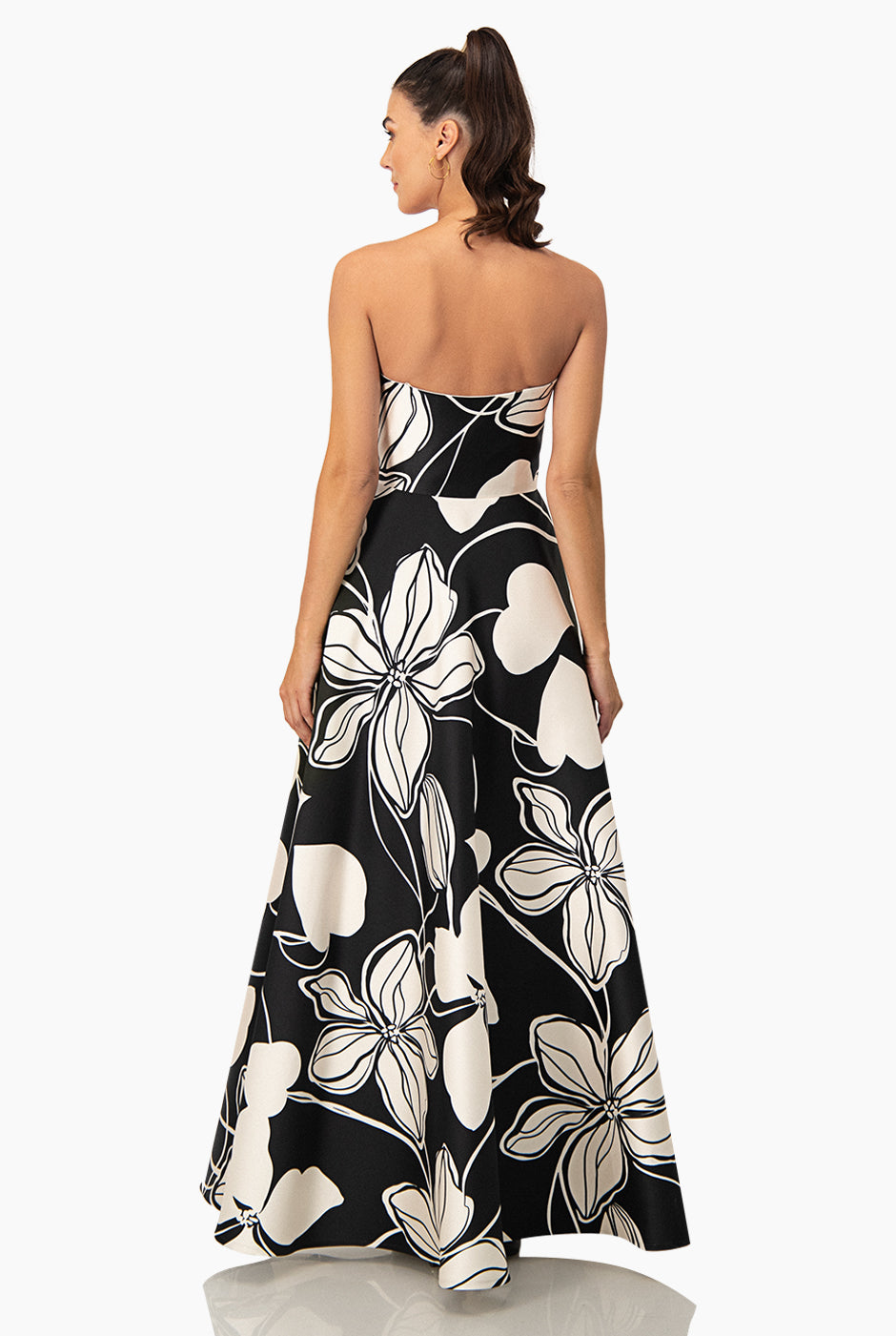 Vestido strapless con estampado floral