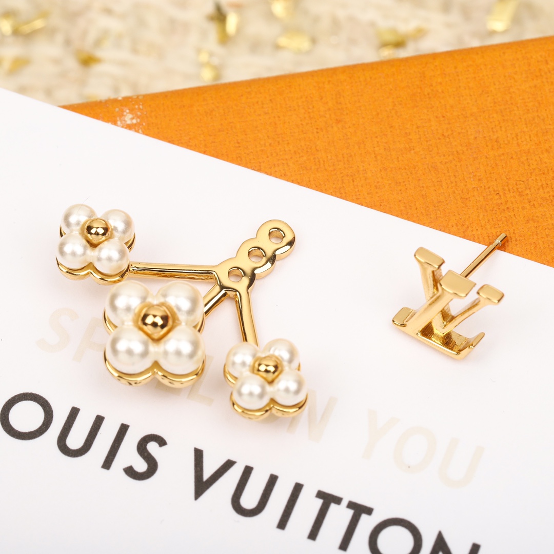 Louis Vuitton Pearl Earrings