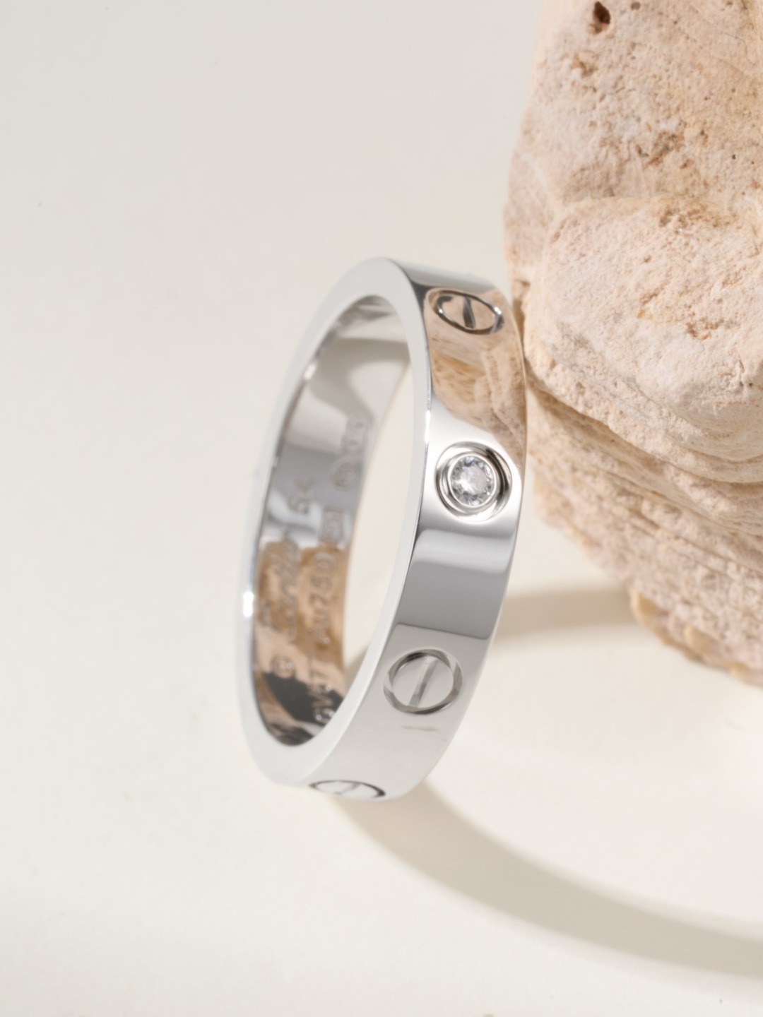 Cartier love narrow single diamond ring