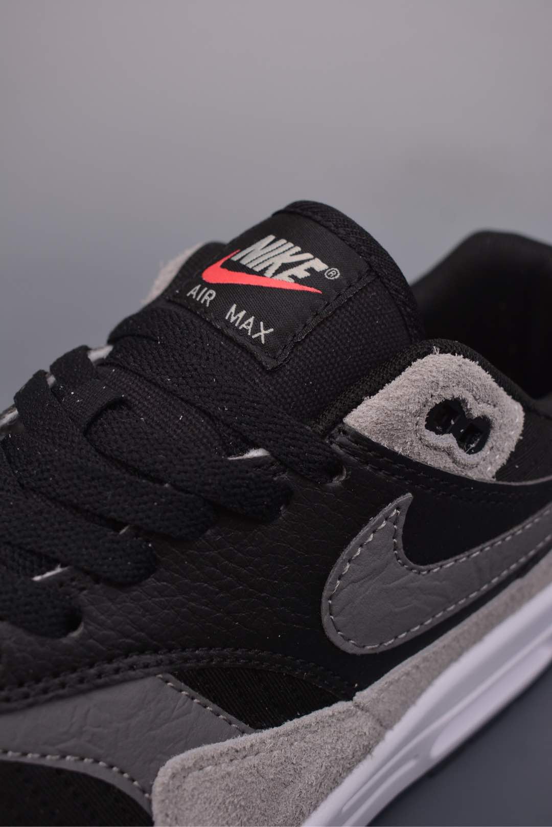 Nike Air Max 1 Premium Original Series Dark Smoke Grey HJ9292-070