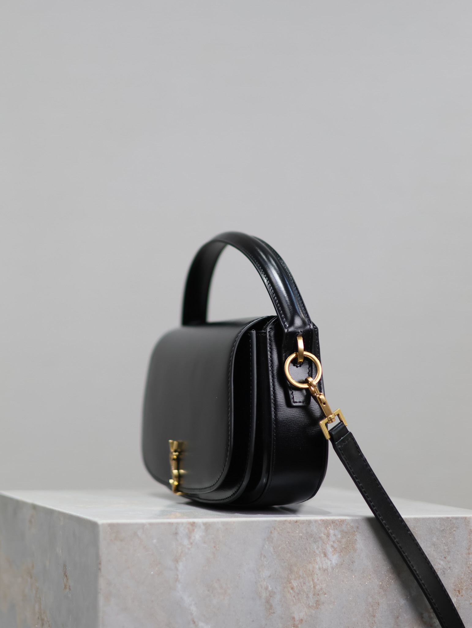 Yves Saint Laurent VOLTAIRE Handbag Crossbody Bag 787671