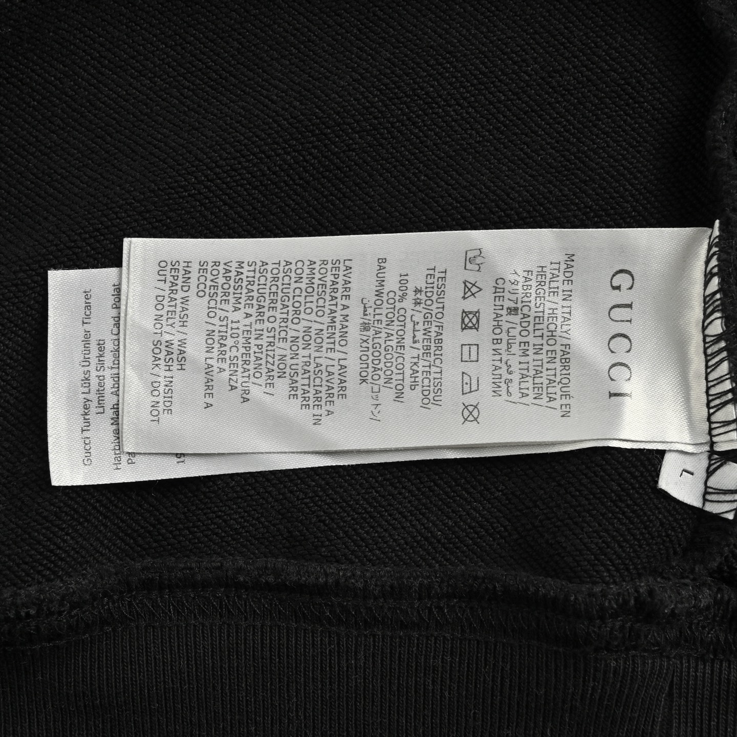 Gucci 25Fw distressed lettering appliqué crewneck sweatshirt