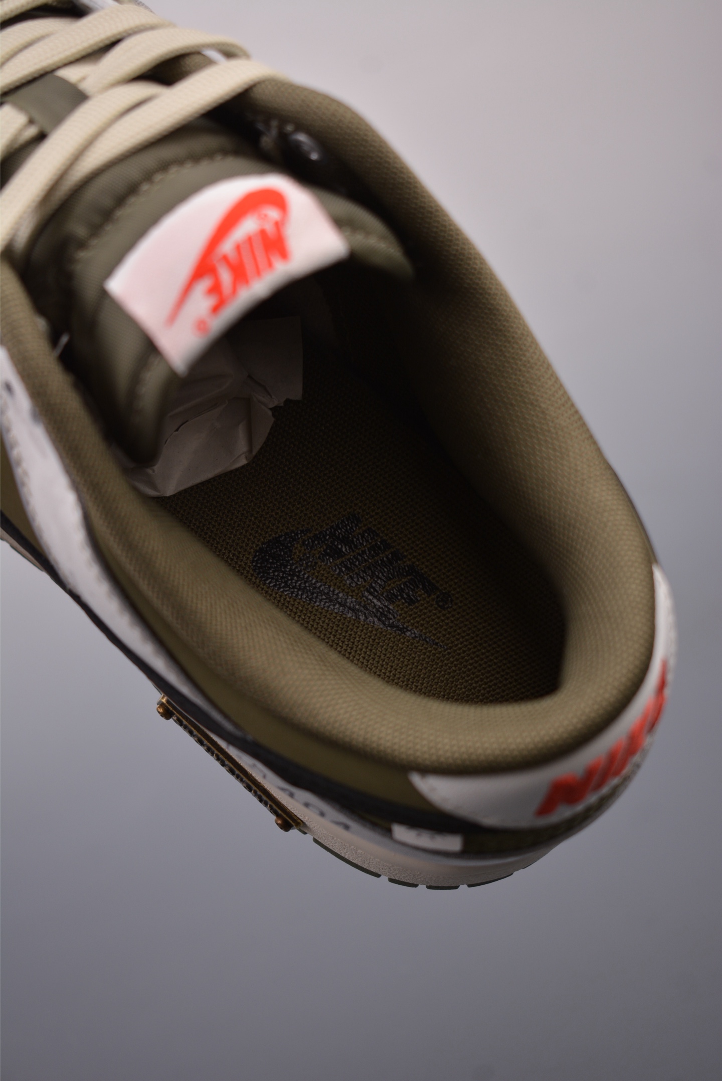 Nike SB Dunk Low 404 NOT FOUND Olive Green Off-White GW1220-010