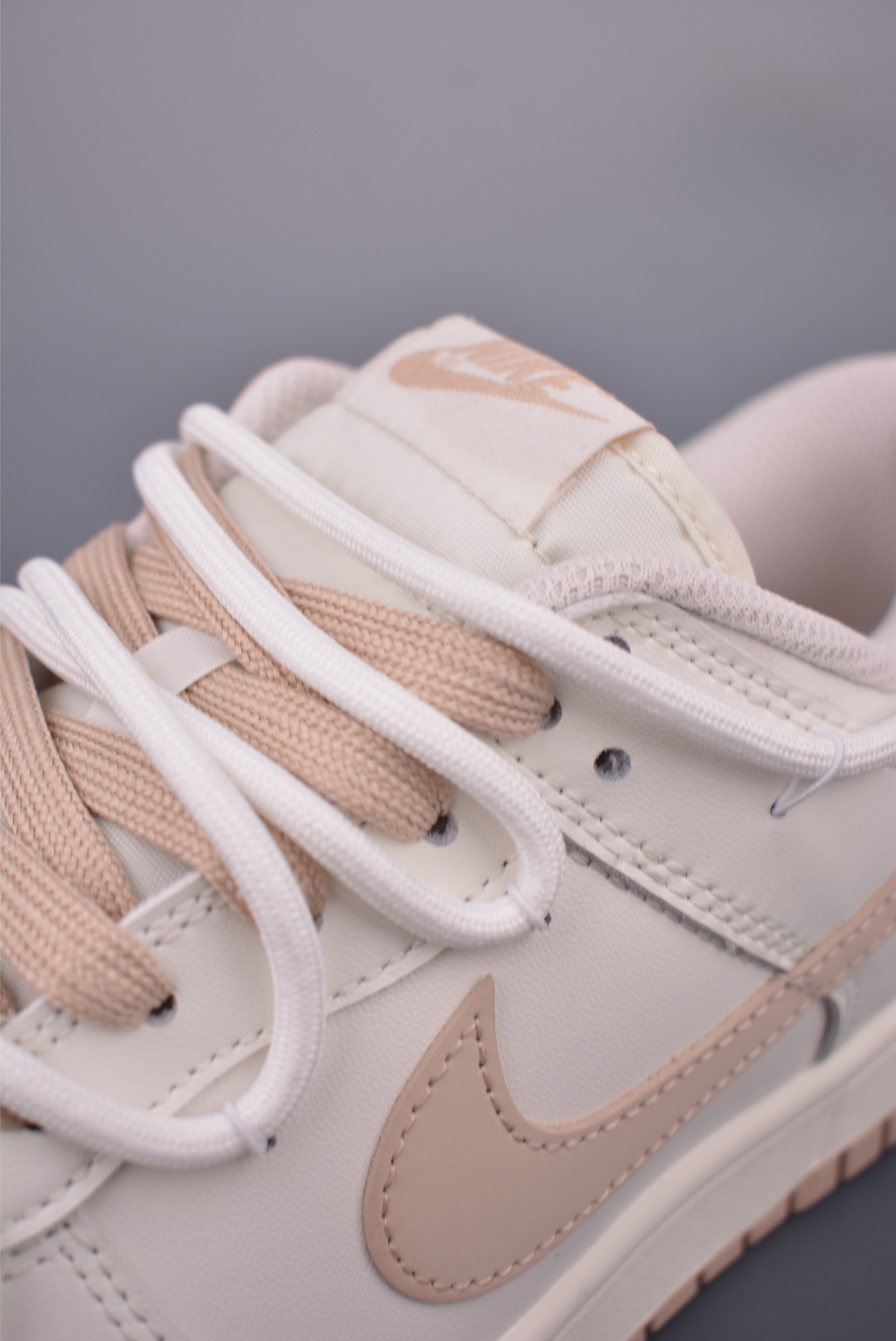 Nike SB Dunk Low Just Do It “Gray Pink” WG0510-070