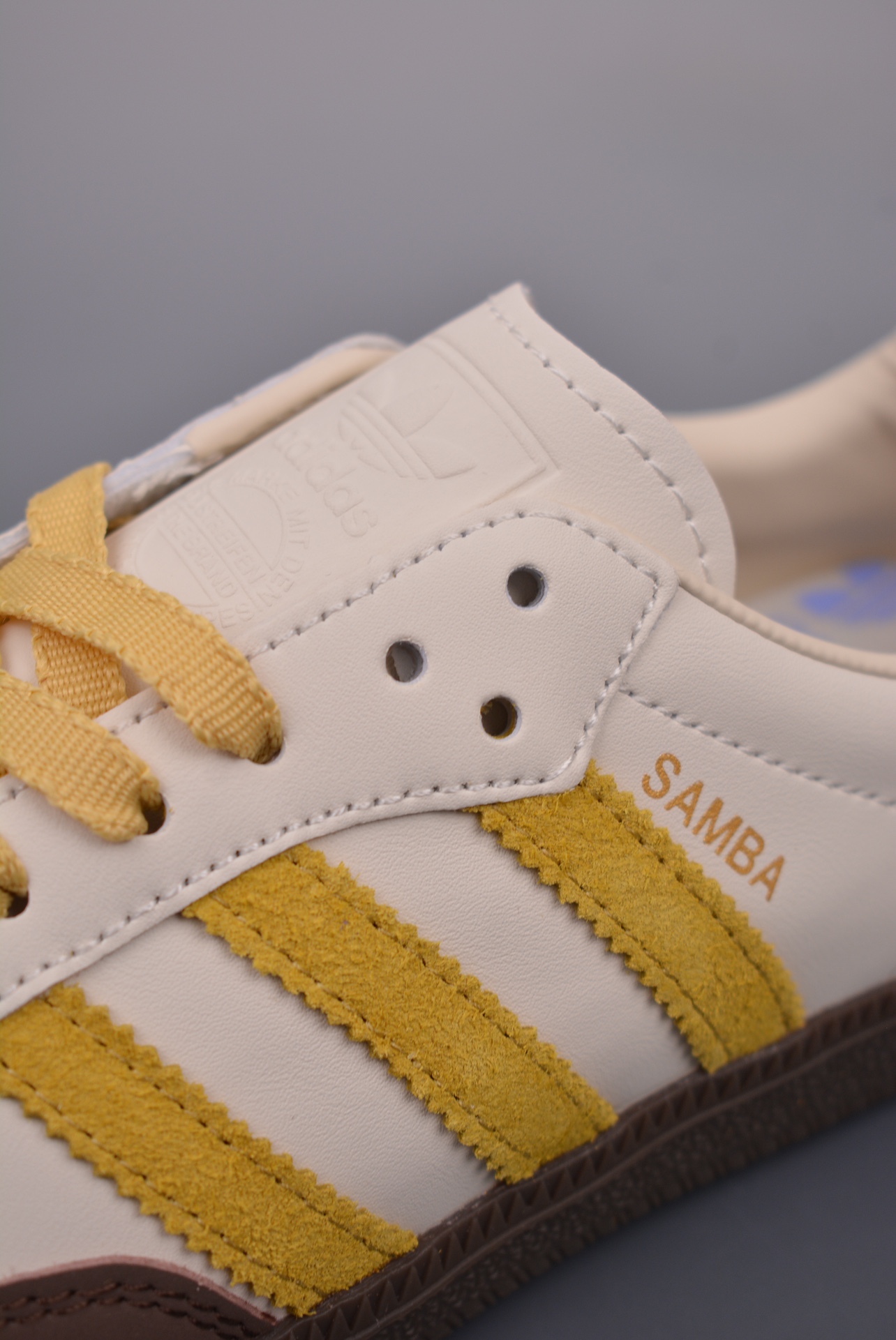 Adidas Originals Wmns Samba OG Off White Oat IE0875
