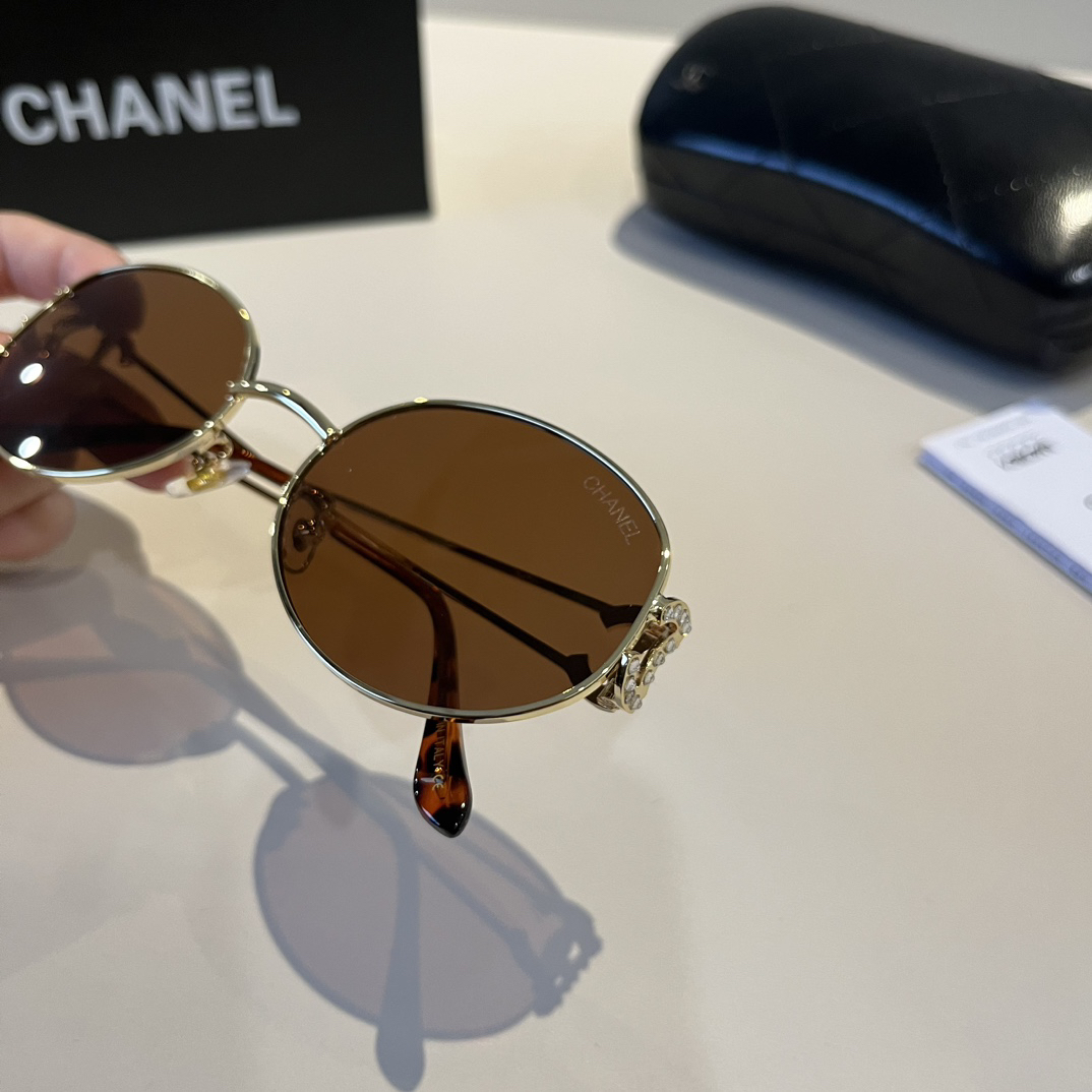 Chanel round frame sunglasses