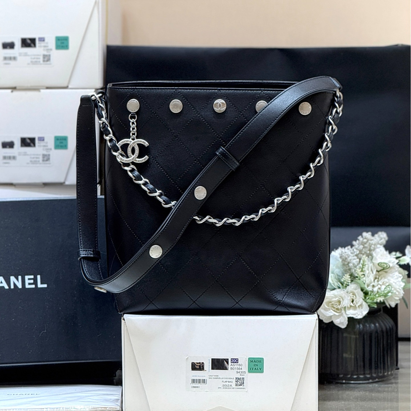 Chanel 25P Spring/Summer Preview Series Rivet Bucket Bag AS5406