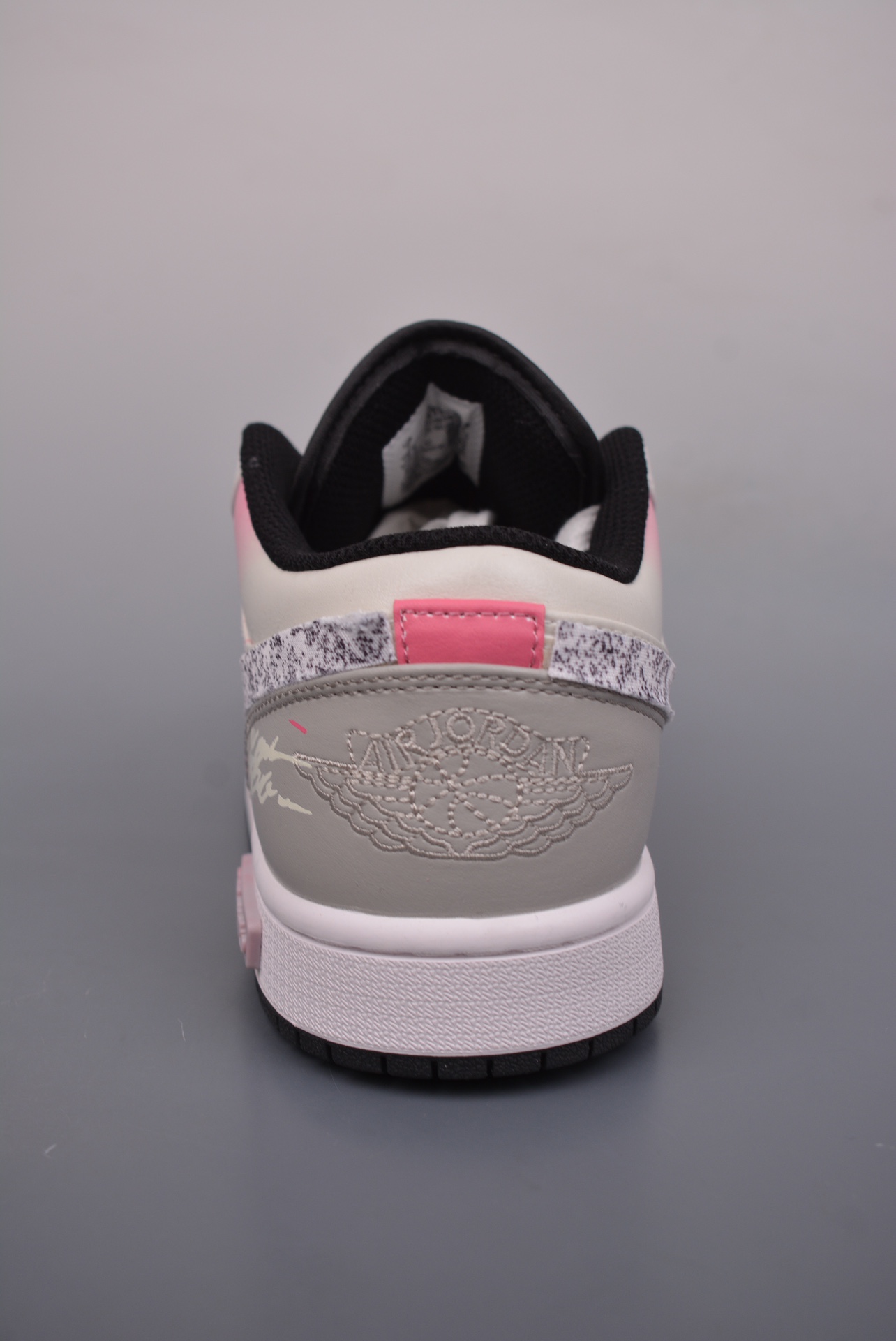 Nike Air Jordan 1 Low Fireworks Glow White Powder Graffiti 553558-132