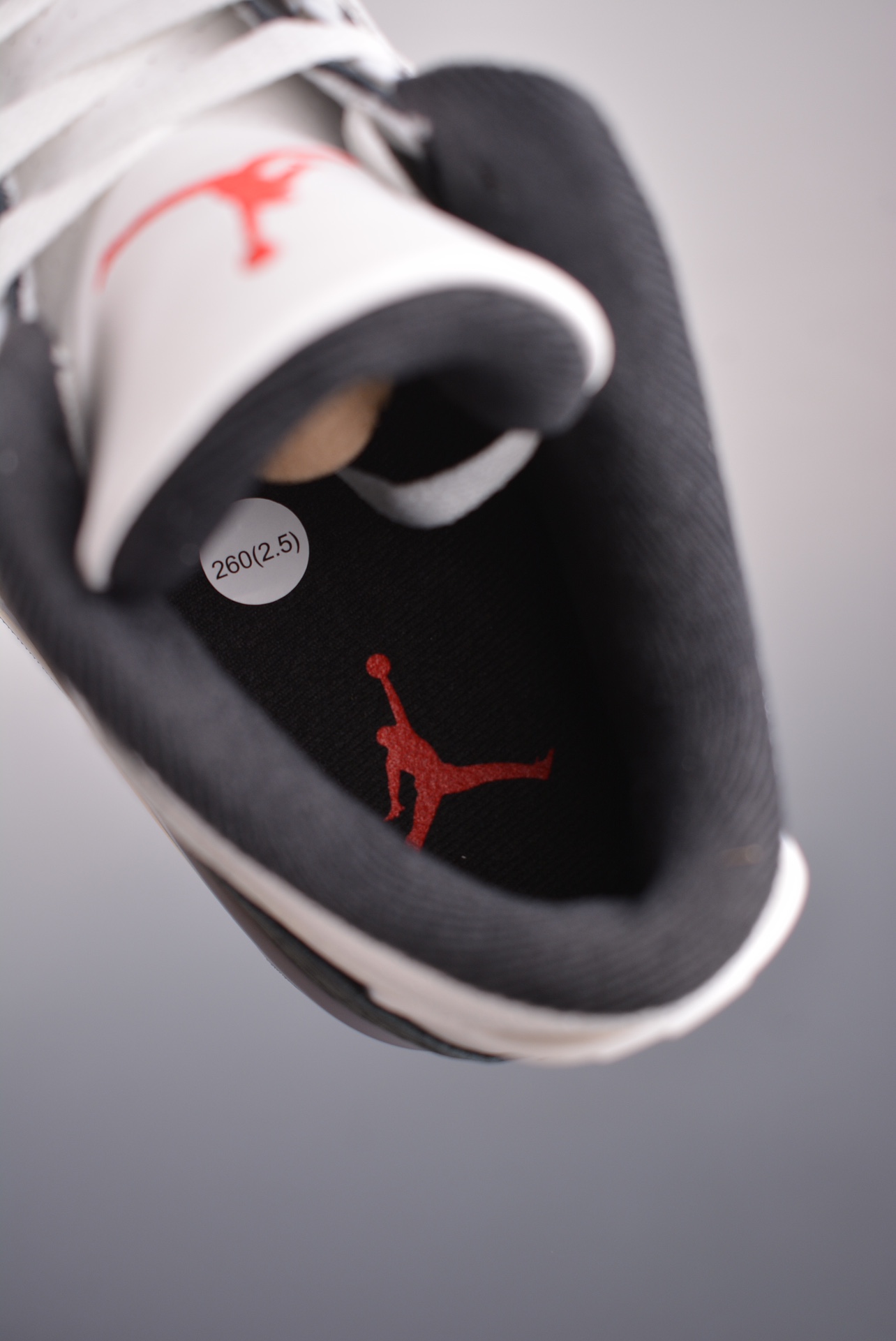 Air Jordan 3 RetroCement Grey CT8532-10