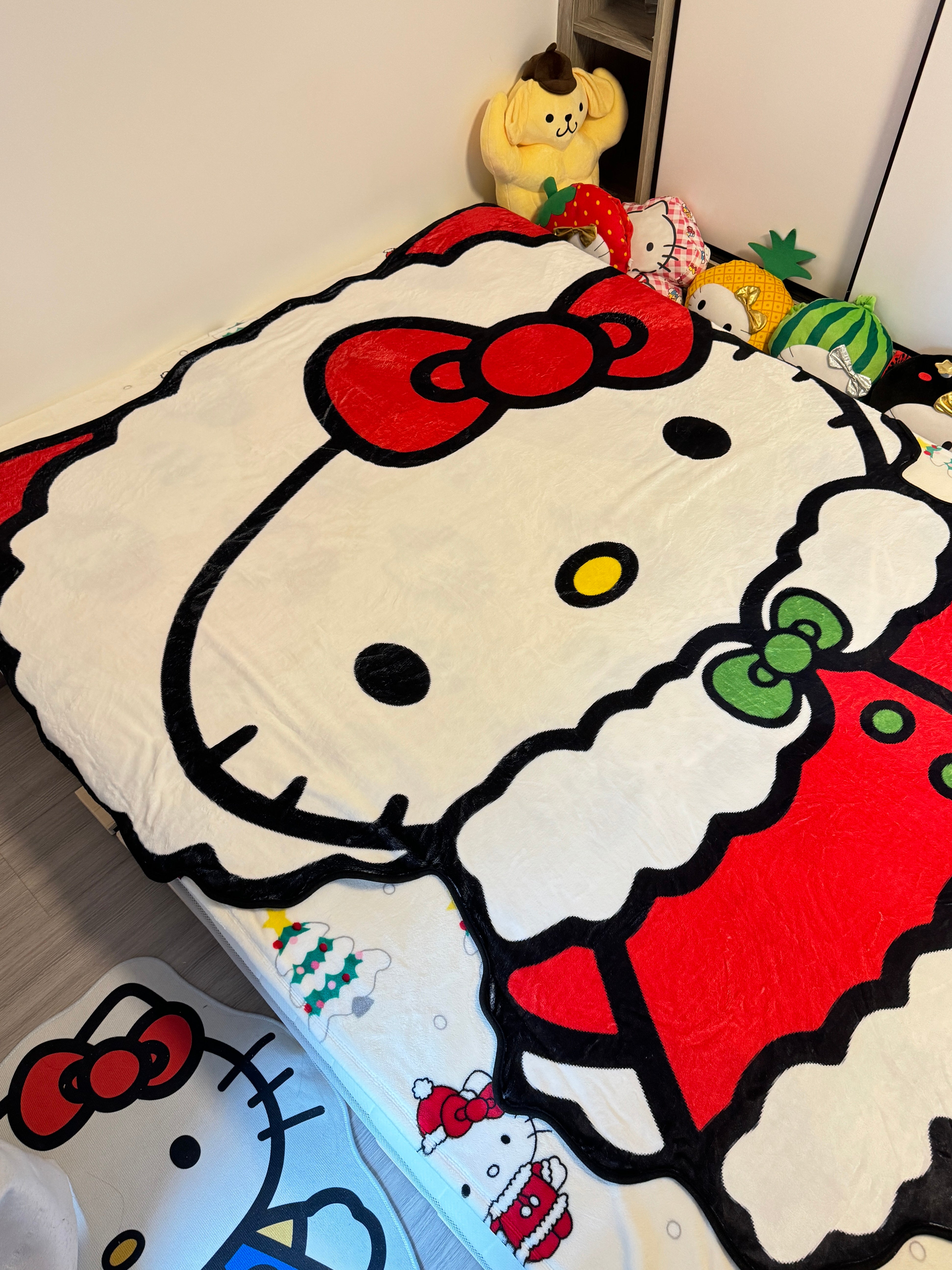 KT Shape Christmas Blanket Flannel Throw Blanket Cute Blanket Lightweight Soft Cozy for Bed Kids Adult Womens Gifts for Christmas |Thicker Version