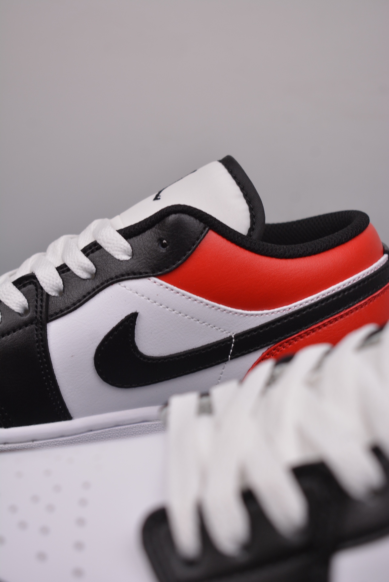 Nike Air Jordan 1 Retro Low OG Howard University Black White Red HQ2993-100