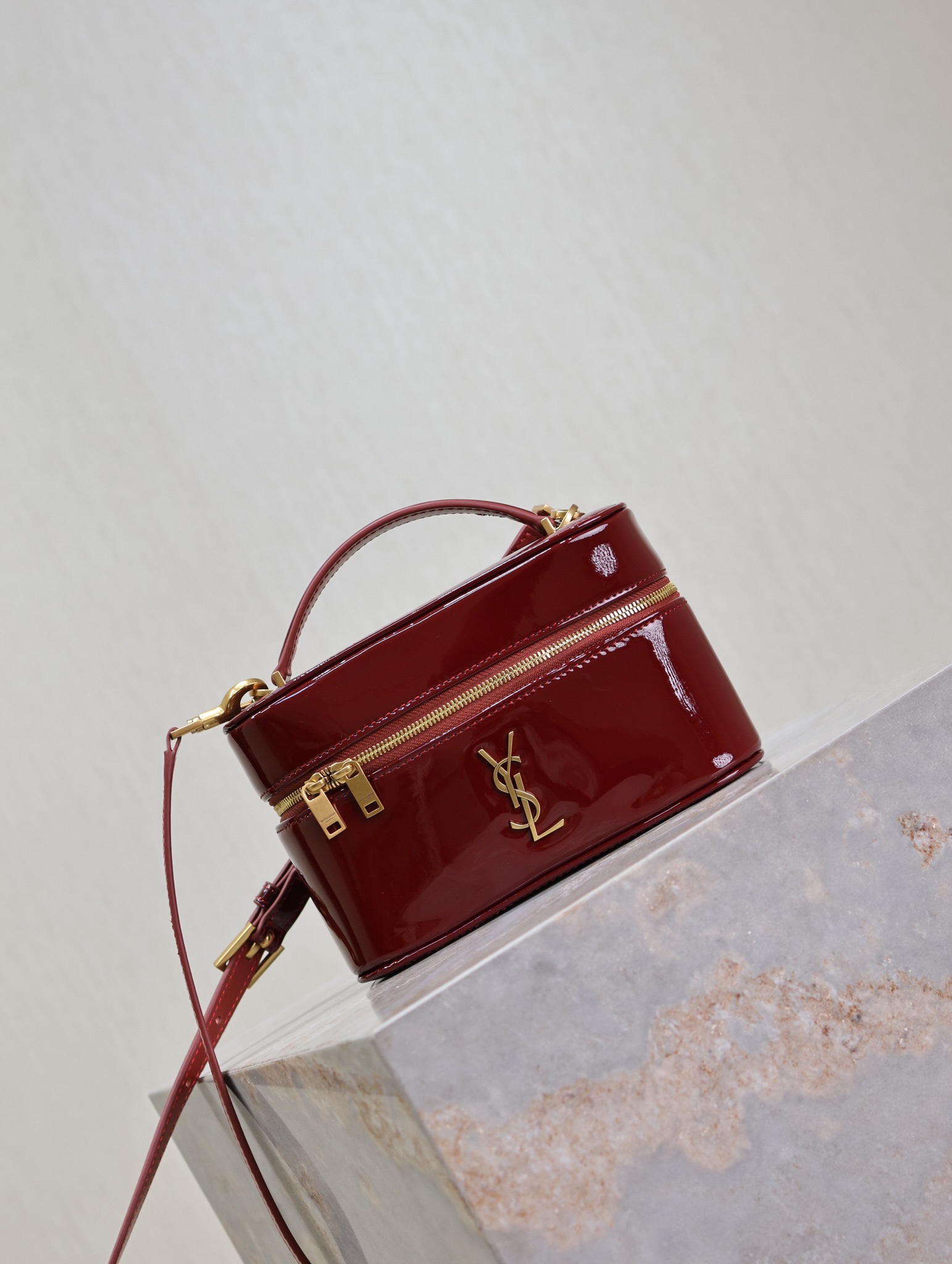 Yves Saint Laurent GABY MINI Box Bag 766731