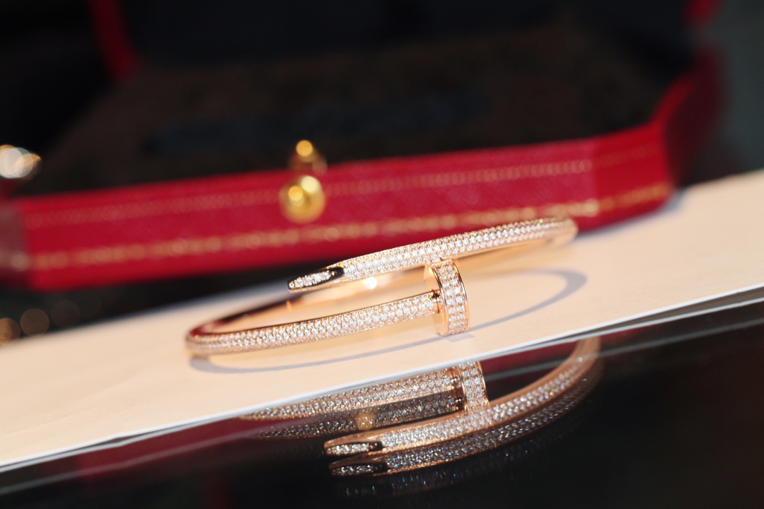 Cartier thick nail diamond bracelet