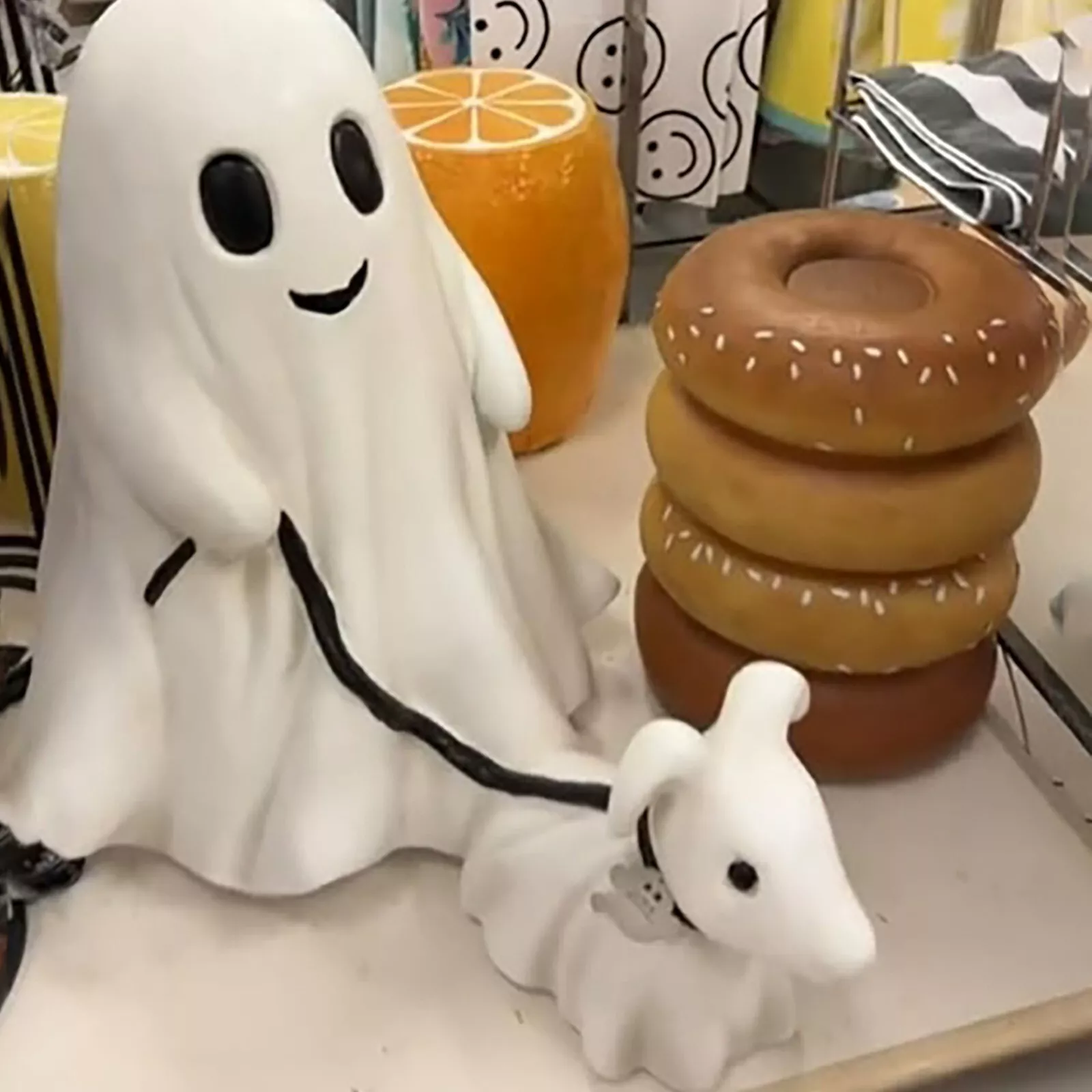 ✨2024 Ghost Walking Dog Statue 👻🔥