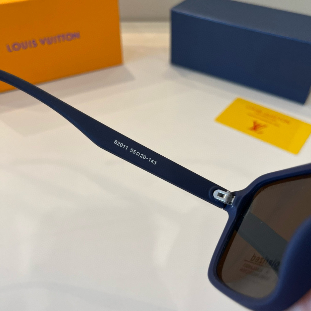 Louis Vuitton square-frame sunglasses