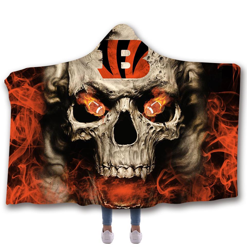 CINCINNATI BENGALS CLASSIC 3D HOODED BLANKET
