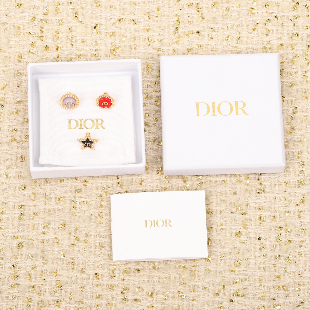 Dior three-piece earrings