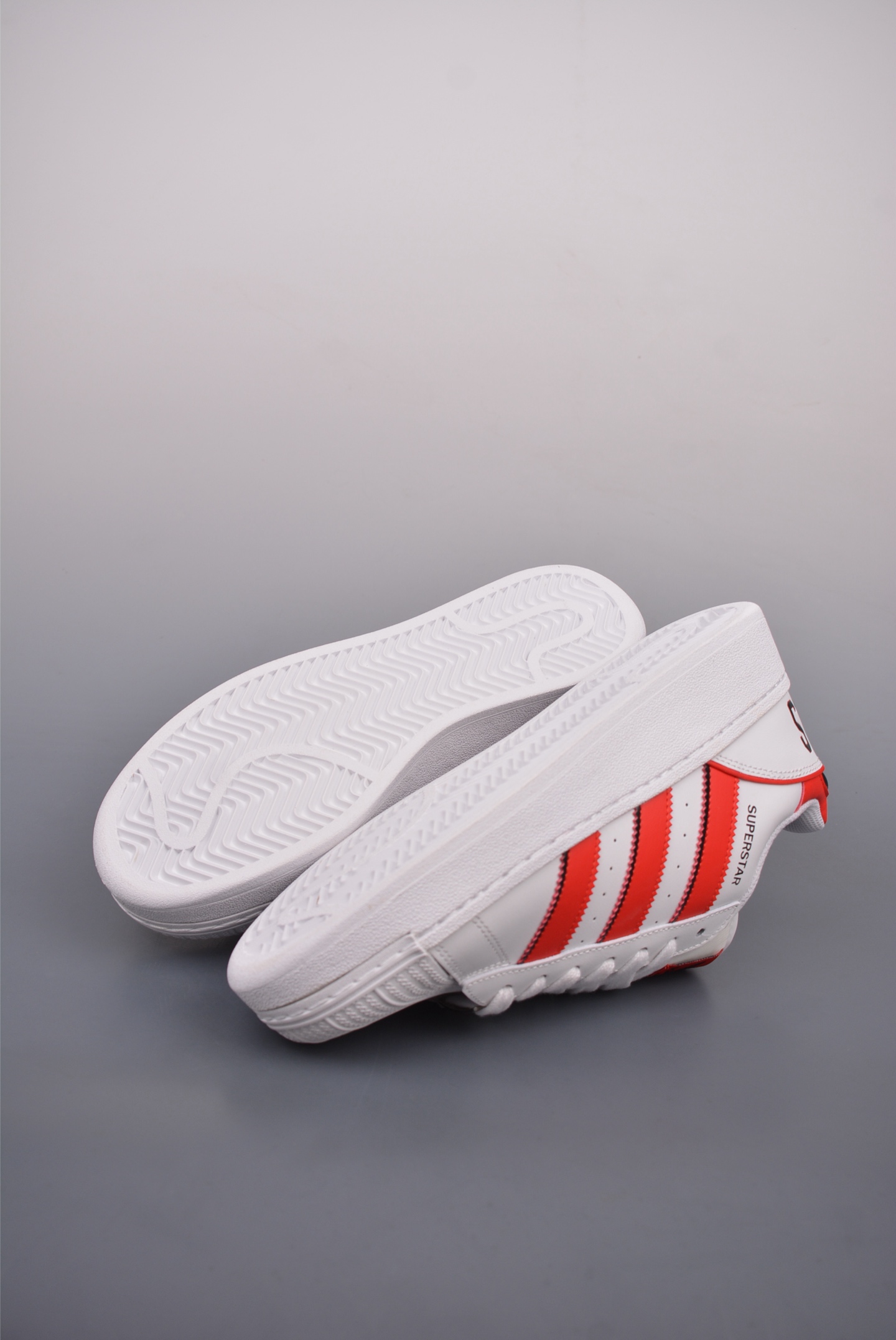 Adidas Originals SUPERSTAR XLG W White Red Black  IF6144