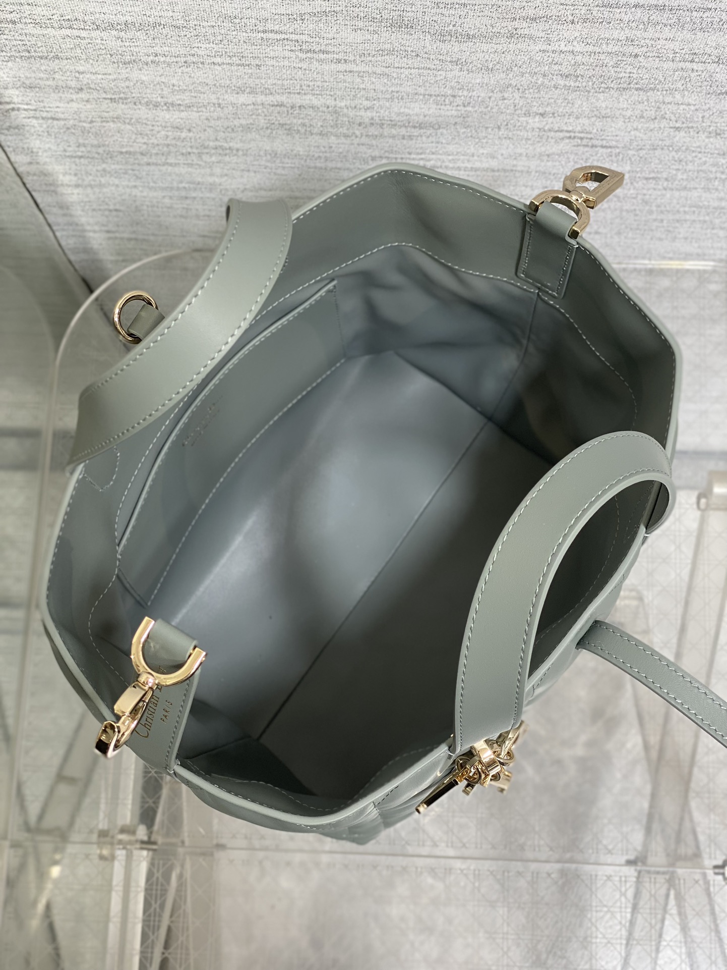Dior Toujours Vertical Series Medium