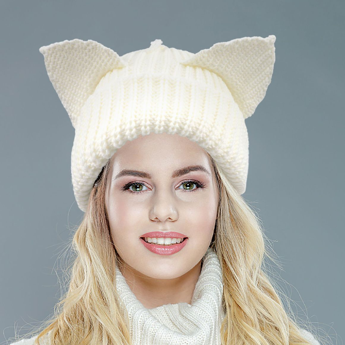 Fashion adult Hot Sale Lady Devil Ears thicken all acrylic knit hat