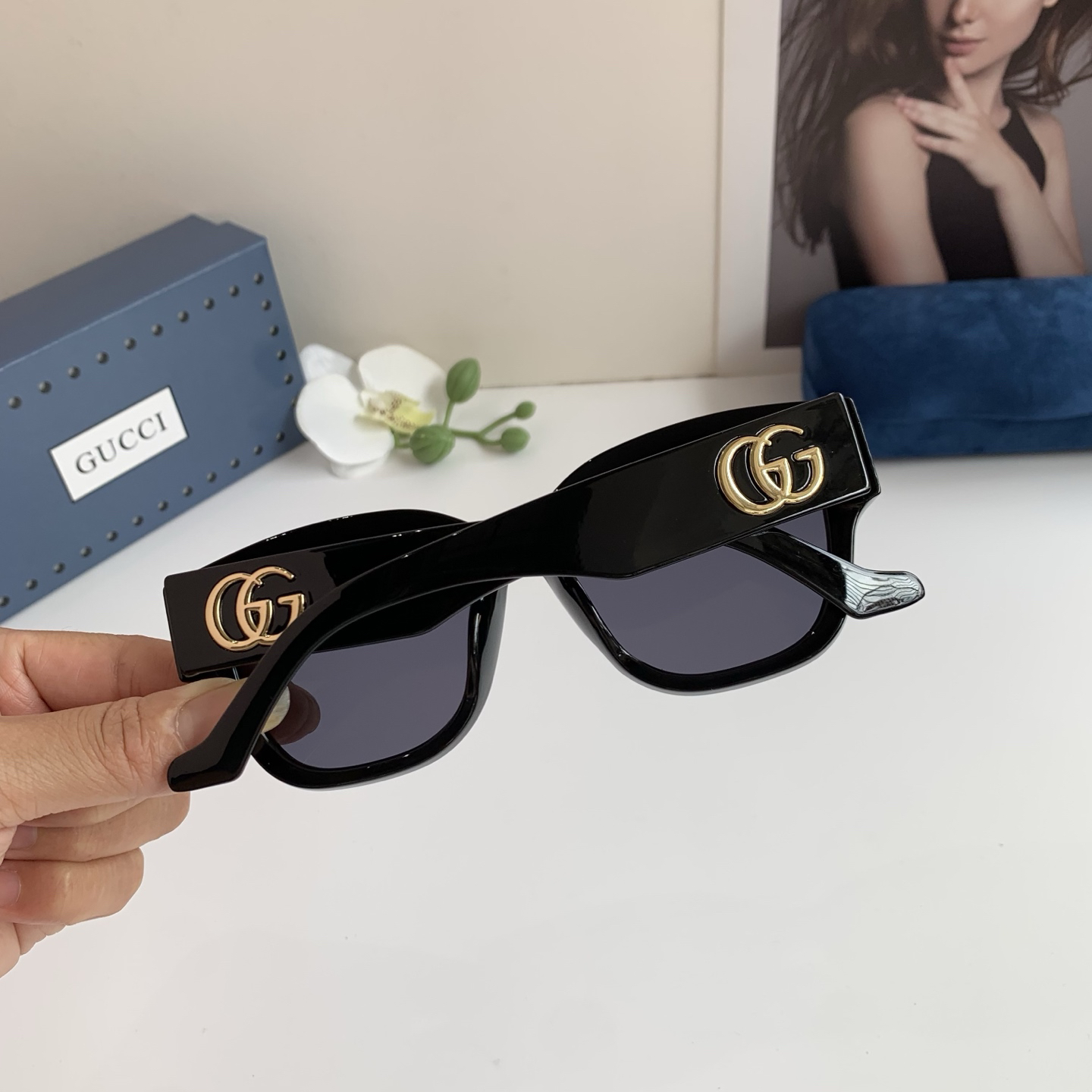 Gucci Round Frame Sunglasses
