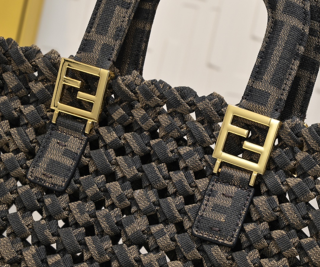 FENDI Tote series handbag 4407