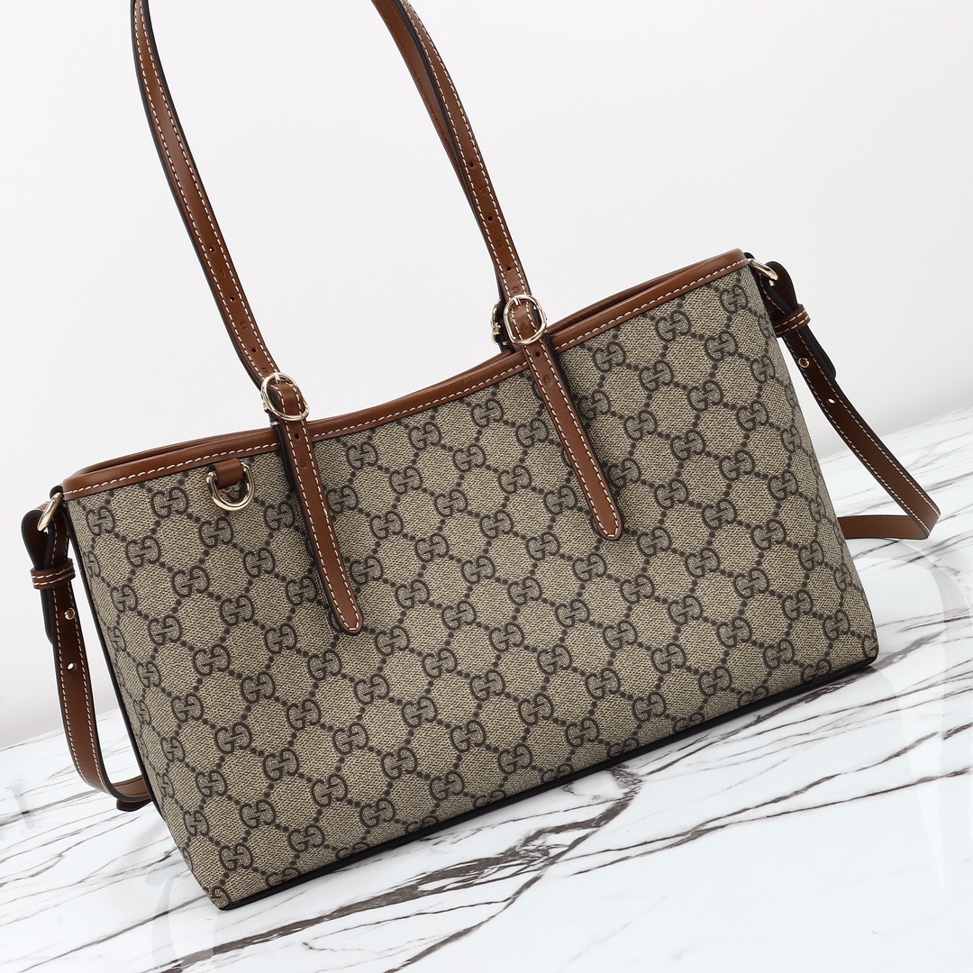 Gucci GG Emblem medium tote bag ‎815214 FAD6L 9758