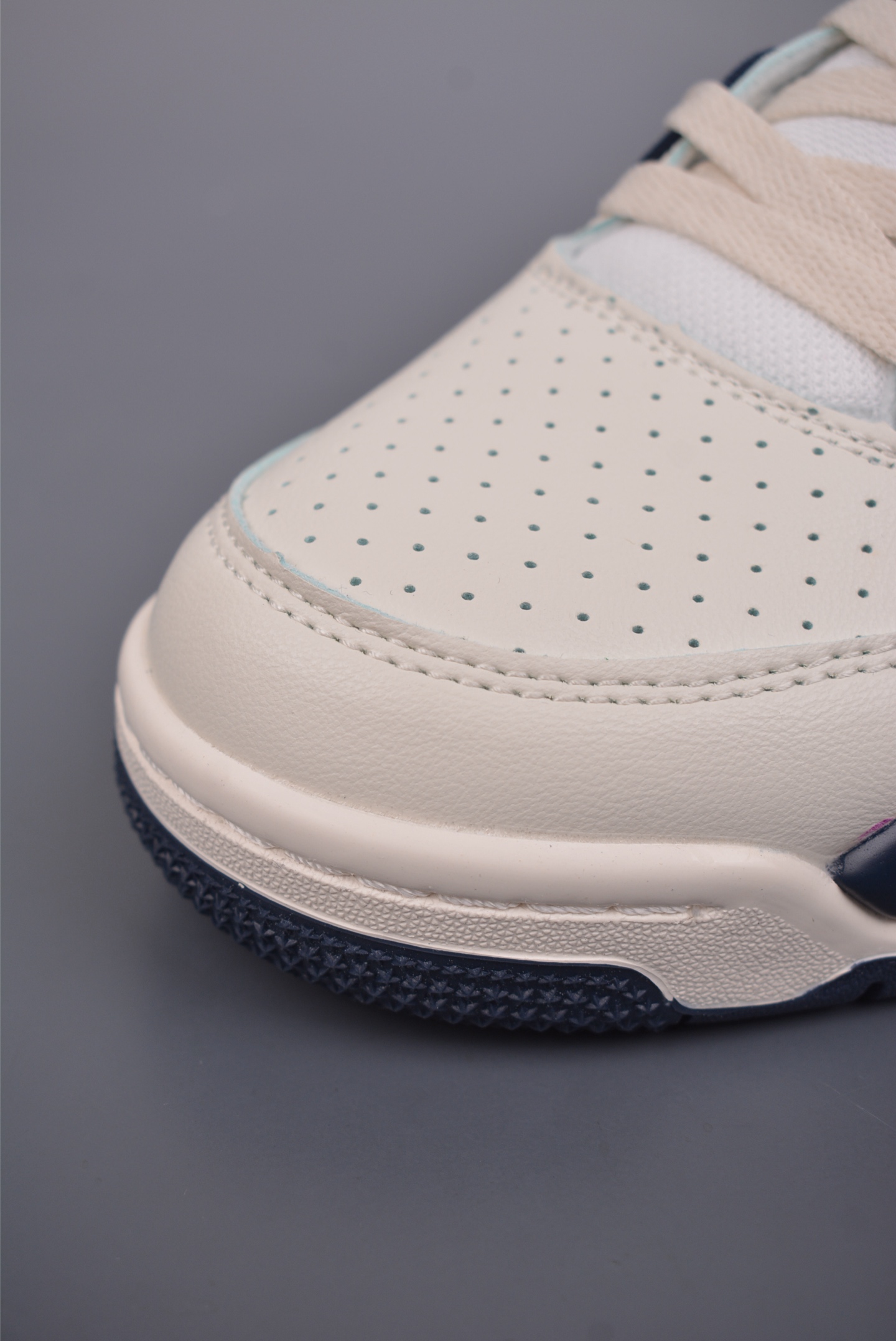 Nike Air Flight 89 Year of the Snake White and Grey Python Pattern FQ8256-001
