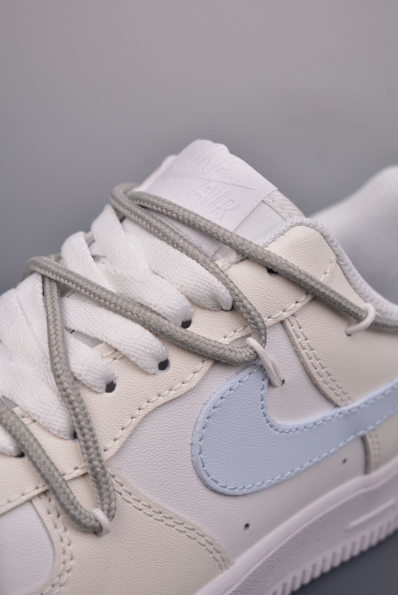 Nike Air Force 1 Low Deconstructed Straps Christmas Limited CW2288-111