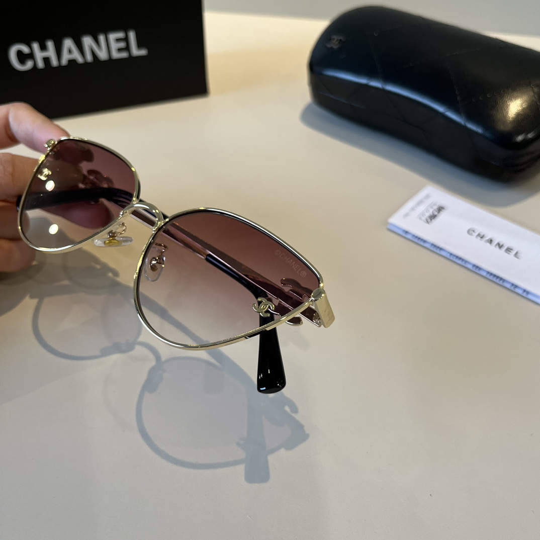 Chanel round frame sunglasses