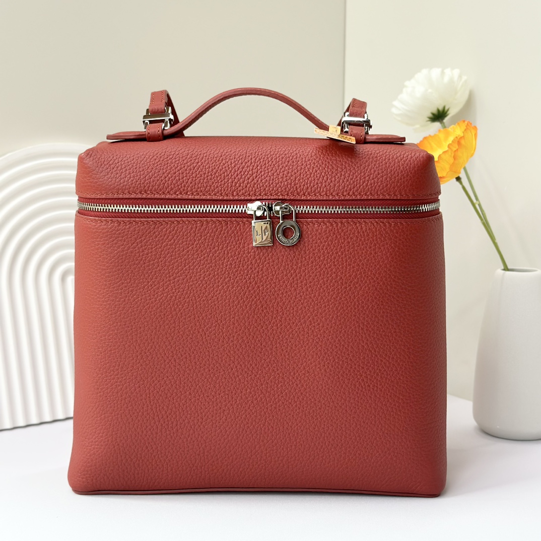Loro Piana Extra poet L23.5 Square Backpack FAI6491